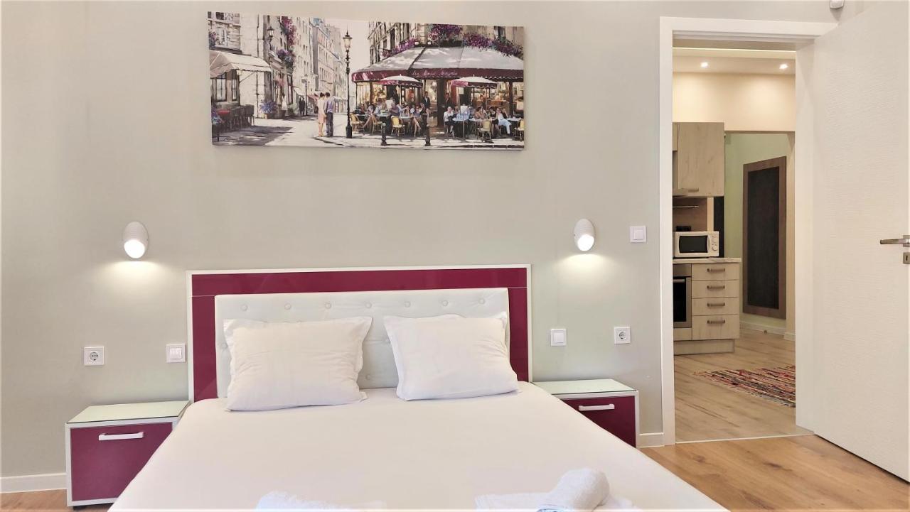 Pink & Blue - 2bdr With Balcony - Wi-fi Apartament Varna